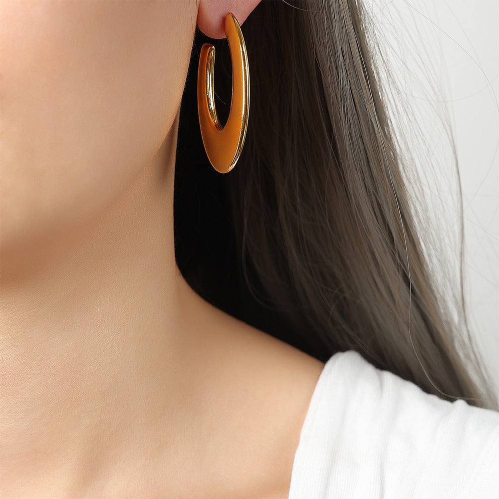 Joker Style Titanium Gold-Plated Oval Earrings with European & US Wind Influence