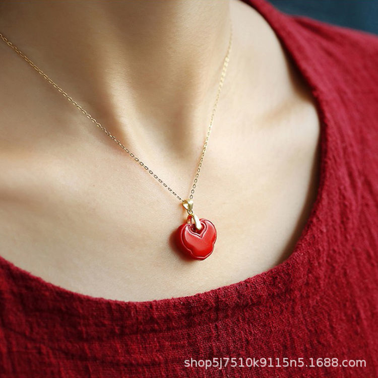 Vibrant Vermilion Sand Ruyi Pendant and Golden Necklace