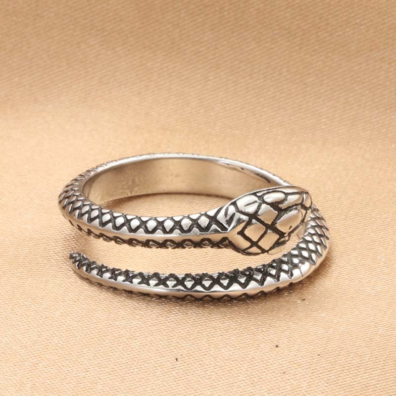 Titanium Steel Snake King Ring for Men – Retro Trendy Animal Jewelry