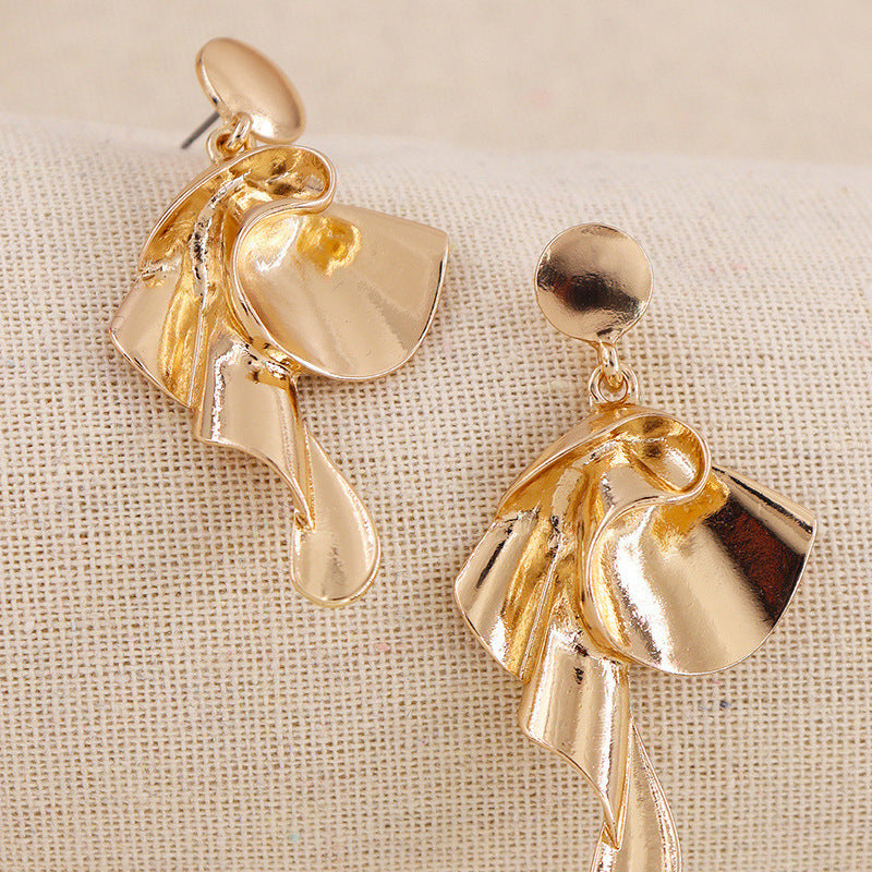 Exaggerated Flower Alloy Earrings - Vienna Verve Collection