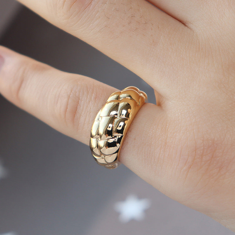 Vintage Metal Ring with Unique Cross-Border Design