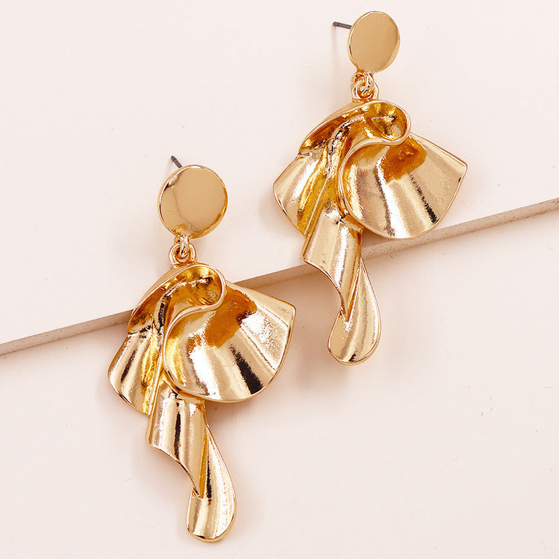 Exaggerated Flower Alloy Earrings - Vienna Verve Collection