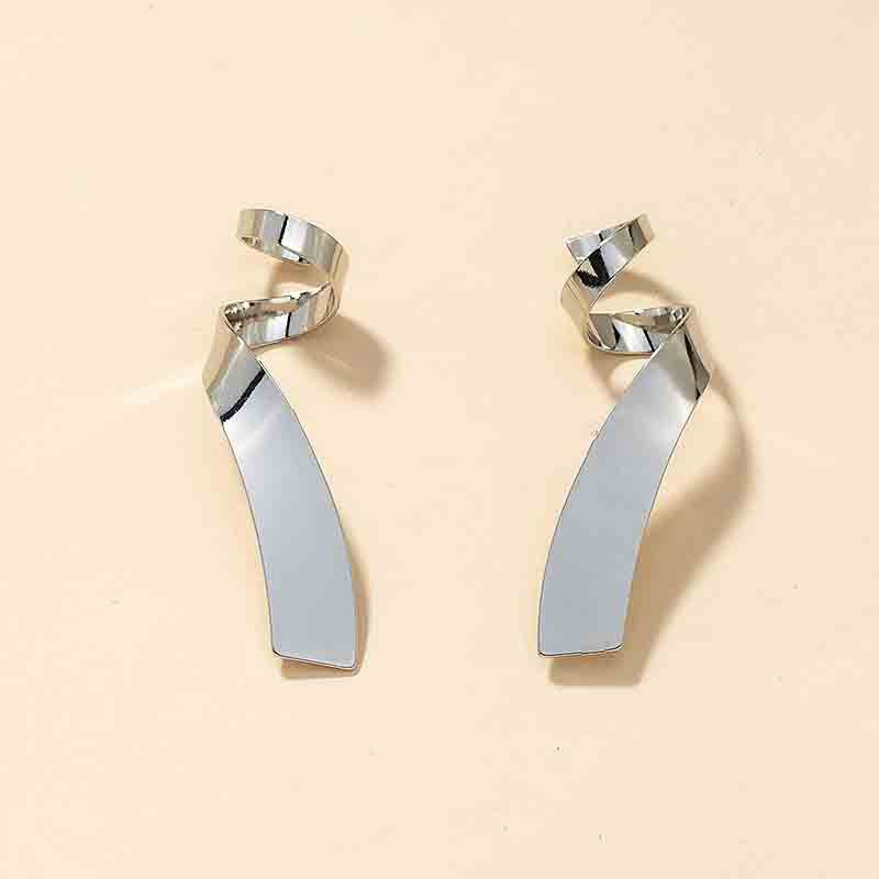 Metal Twisted Earrings - Vienna Verve Collection