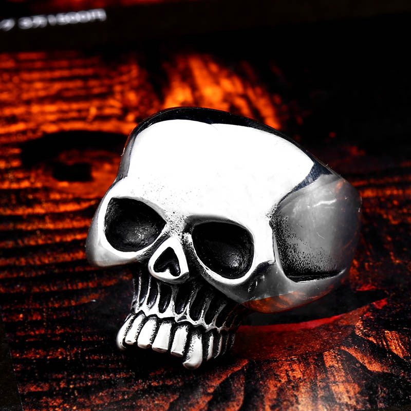 Titanium Steel Retro Skull Ring for Men - European and American Style Personalized Hand Jewelry