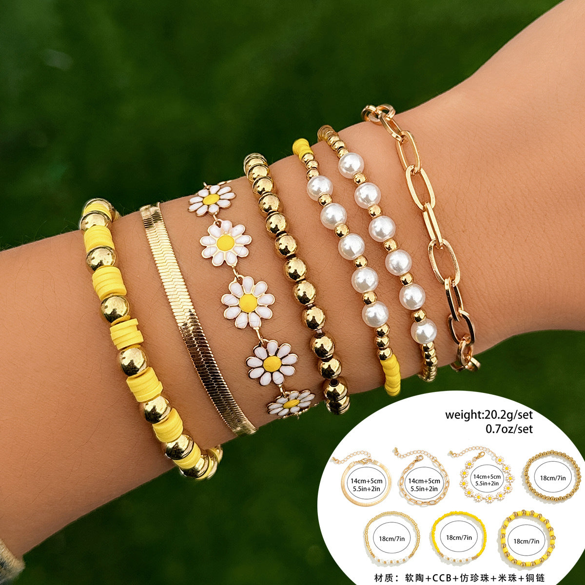 Bohemian Daisy Pearl Bracelet Set with Soft Ceramic Beads for a Stylish Vacation Look