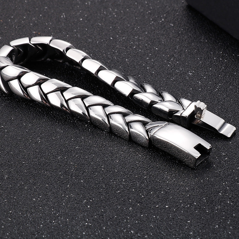 Stylish Titanium Steel Wheat Ear Wrist Chain Bracelet for Men - 11mm Smooth Design