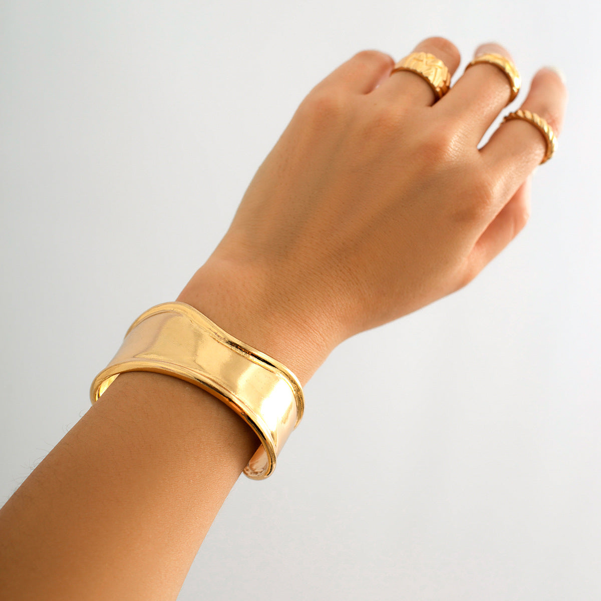 Metallic Geometric V Bracelet for Women