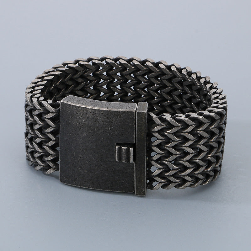 Bold Titanium Steel Fish Scale Bracelet for Men - Unique Electroplated Design