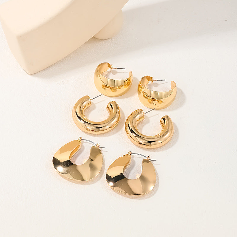 Bamboo Earrings Set with Three-Dimensional Design and Luxurious CCB Embellishments