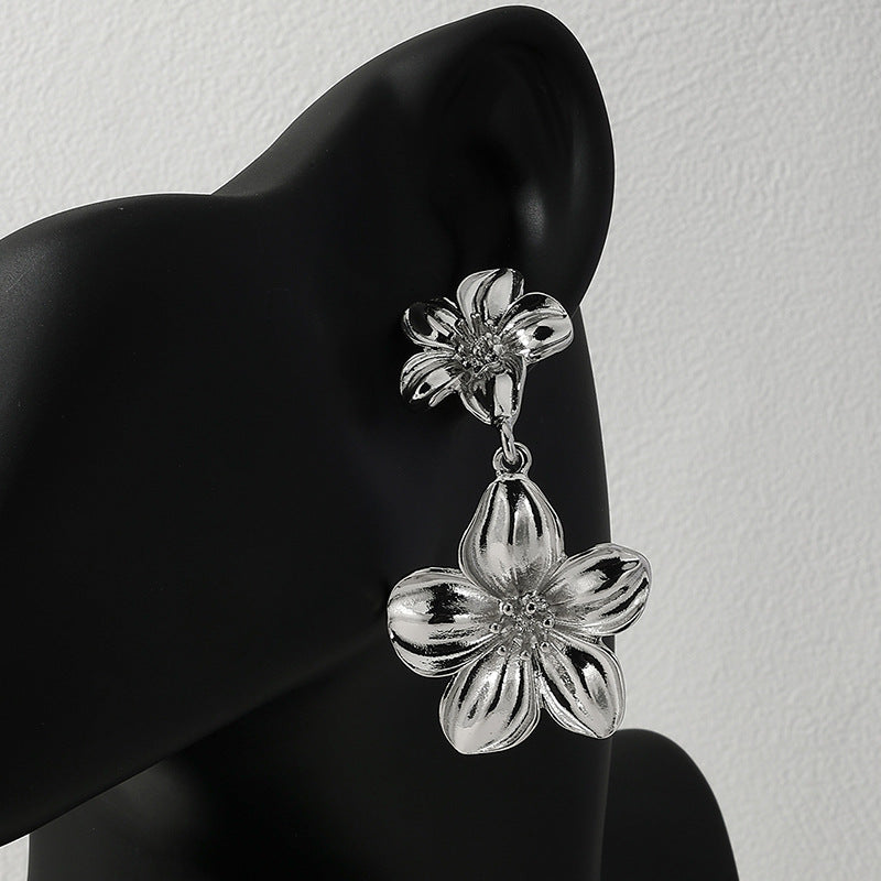 Wholesale Vienna Verve Metal Flower Earrings - Autumn Fashion Jewelry