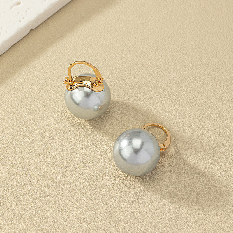 Chic Imitation Pearl Earrings with Modern Design for Wholesale Market.