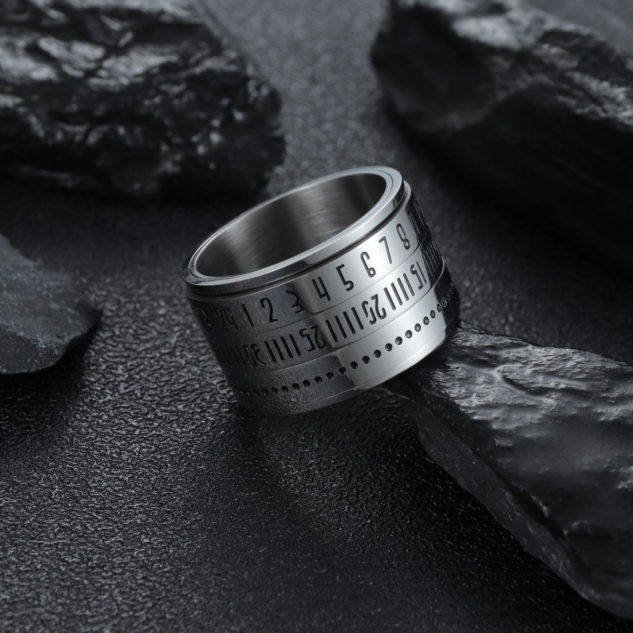 Rotating Arabic Numeral Titanium Steel Men's Ring - Wholesale Opportunity!