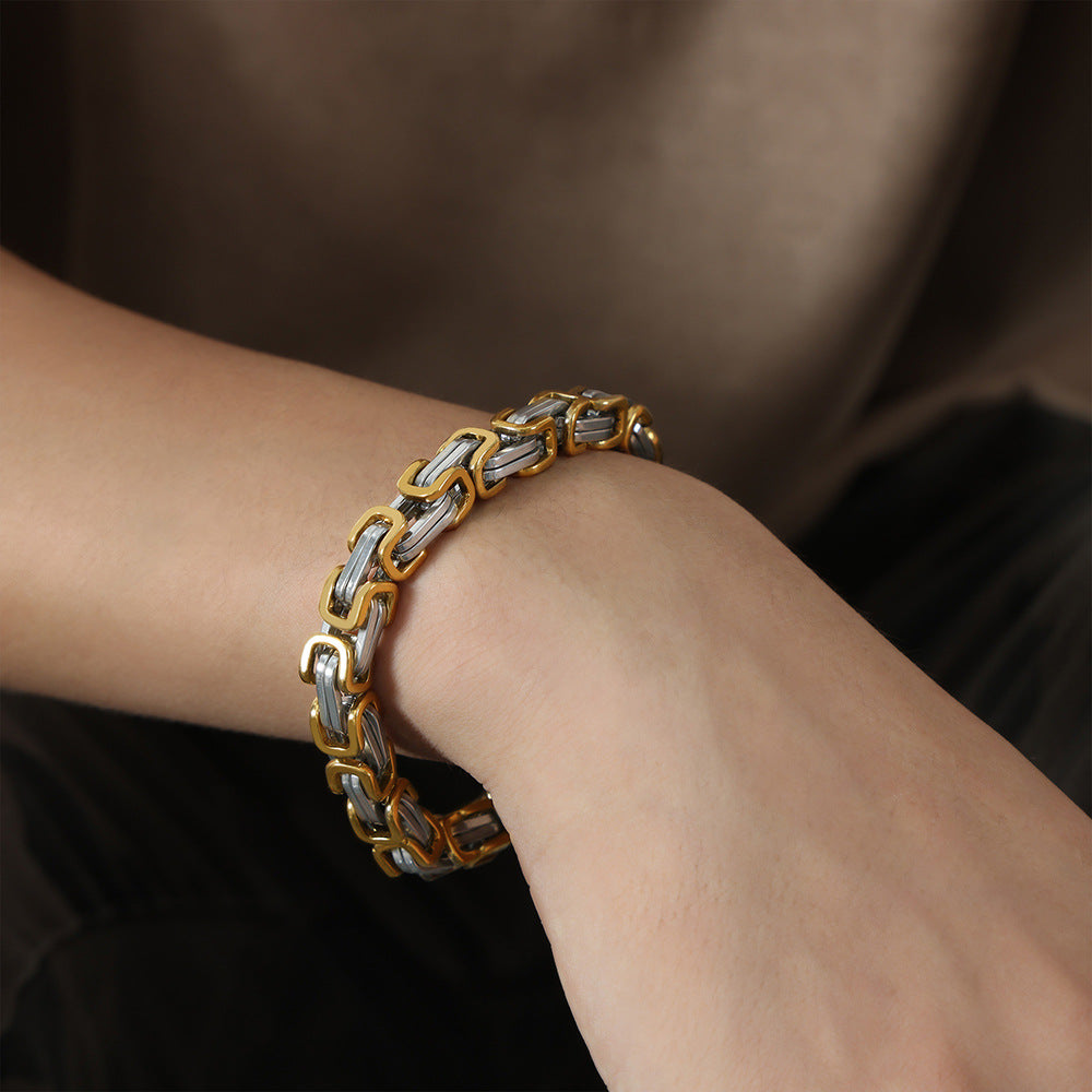 Luxurious Titanium Steel Gold-Plated Bracelet for Women