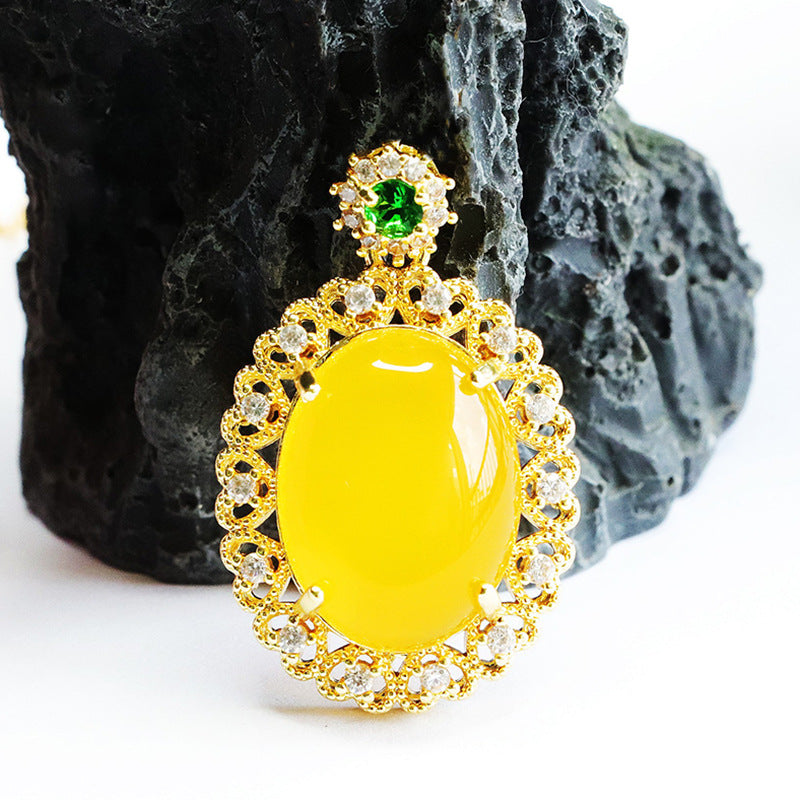 Pigeon Egg Yellow Agate Chalcedony Hollow Love Zircon Pendant