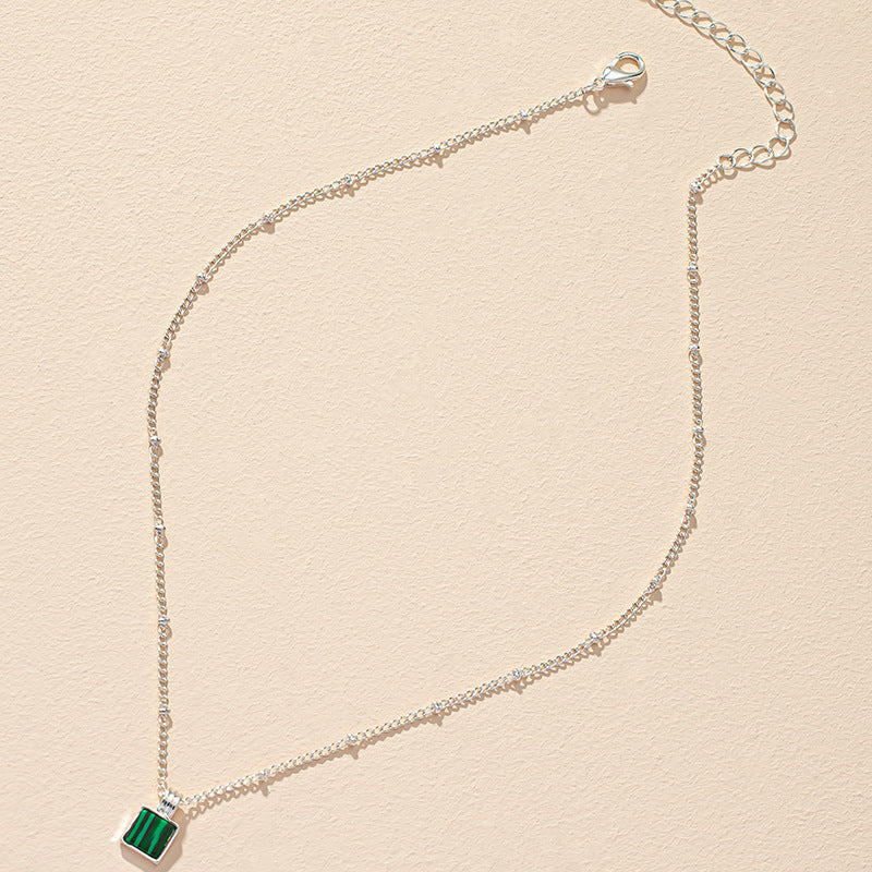 Summertime Favorite: Trendy Turquoise Necklace for Cross-Border Jewelry Wholesale