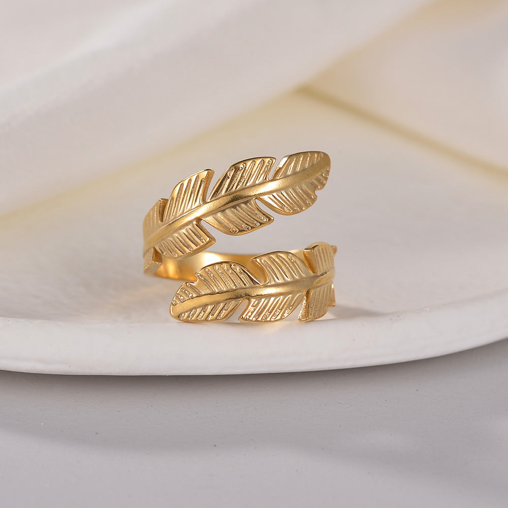 Feather Shape Titanium Couple Ring with Sonic Boom Design