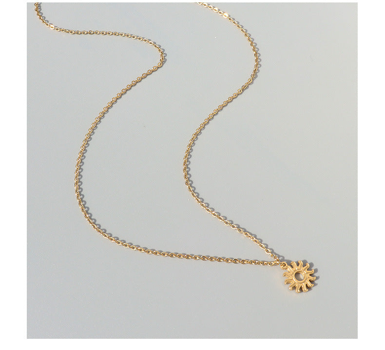 Retro Small Sun Pendant Necklace with Titanium Clavicle Chain