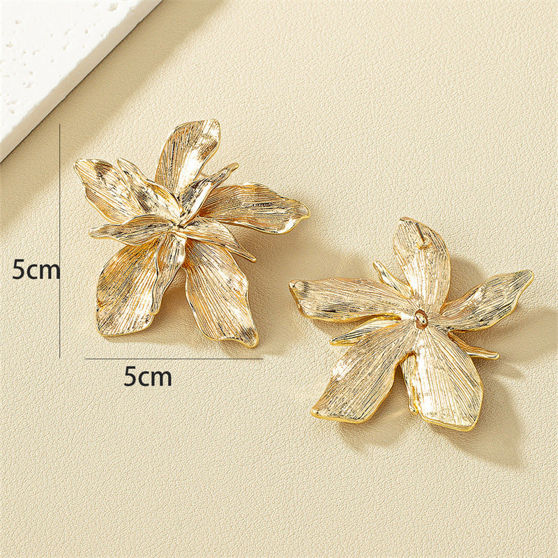 Luxurious Vienna Verve Metal Flower Earrings - Unique European Style