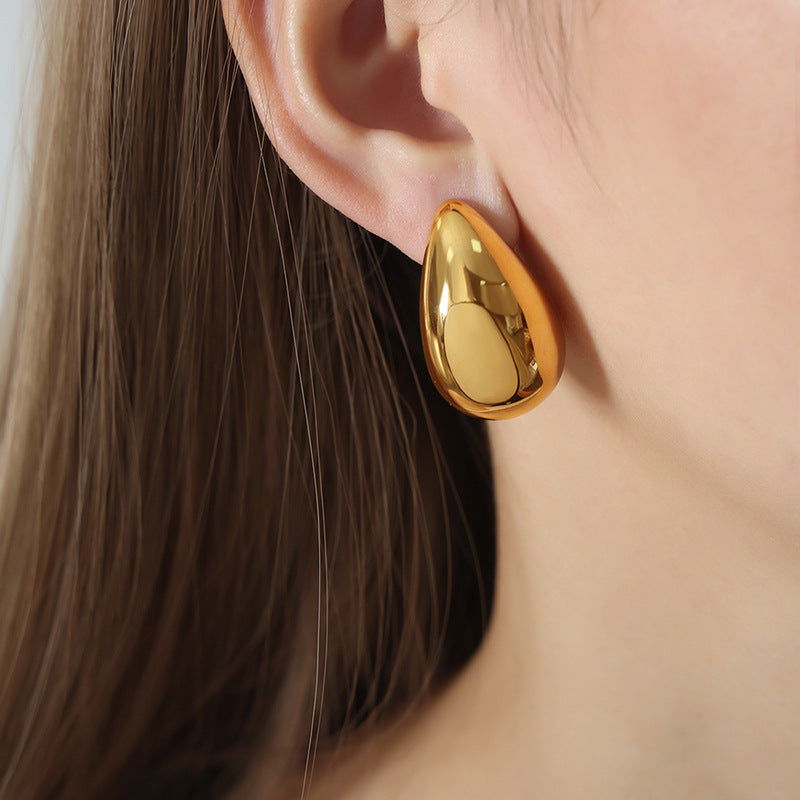 Chic Titanium Gold-Plated Drop Earrings by Planderful - Everyday Genie Collection