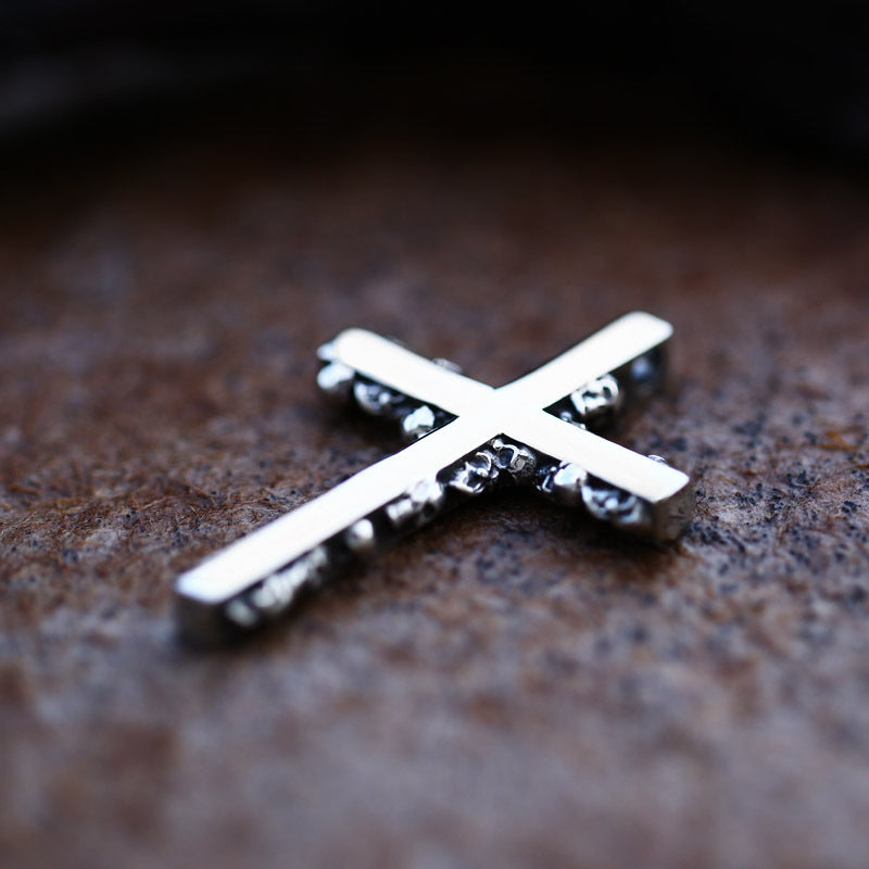 Wholesale Retro Skull Cross Pendant for Men - European and American Titanium Steel Jewelry