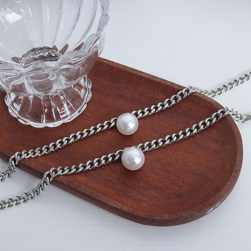 Luxurious Titanium Steel Freshwater Pearl Pendant Necklace for Stylish Women