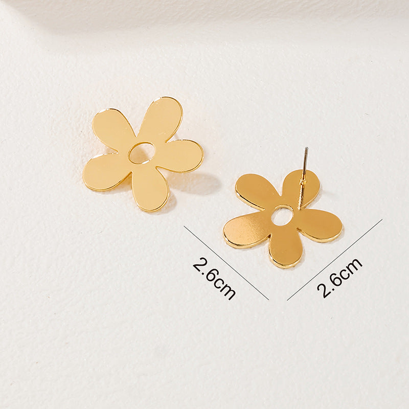 European and American Small Flower Metal Earrings Set - Vienna Verve Collection