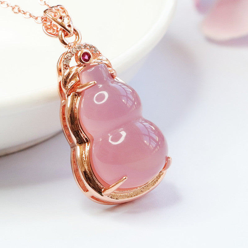 Natural Powder Chalcedony Gourd Rose Gold Pendant Jade Jewelry