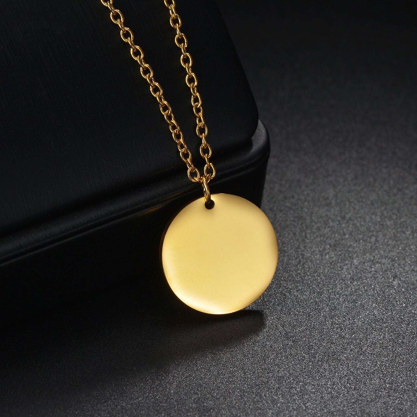 Stylish Stainless Steel O-shaped Necklace for Men and Women