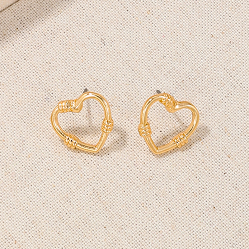 Heart-Shaped Hollow Metal Earrings - Vienna Verve Collection