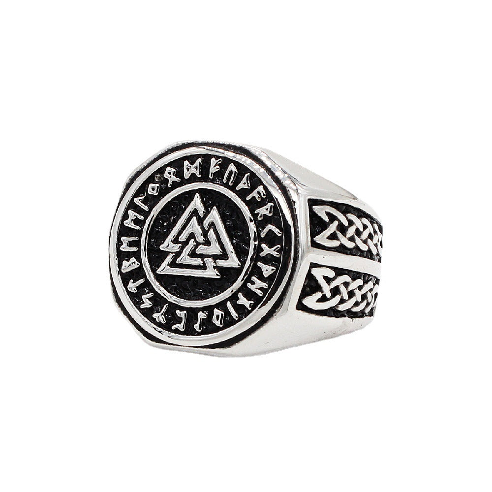 Men's Retro Triangle Titanium Steel Ring