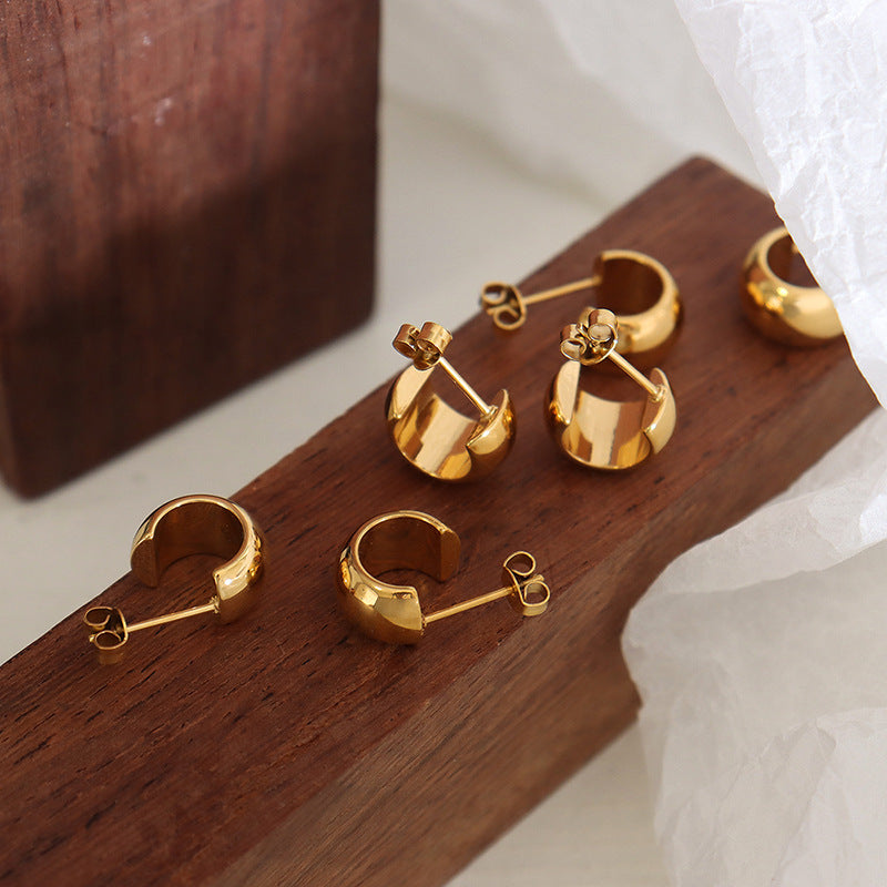 Golden Titan Curve Earrings - Everyday Genie Collection