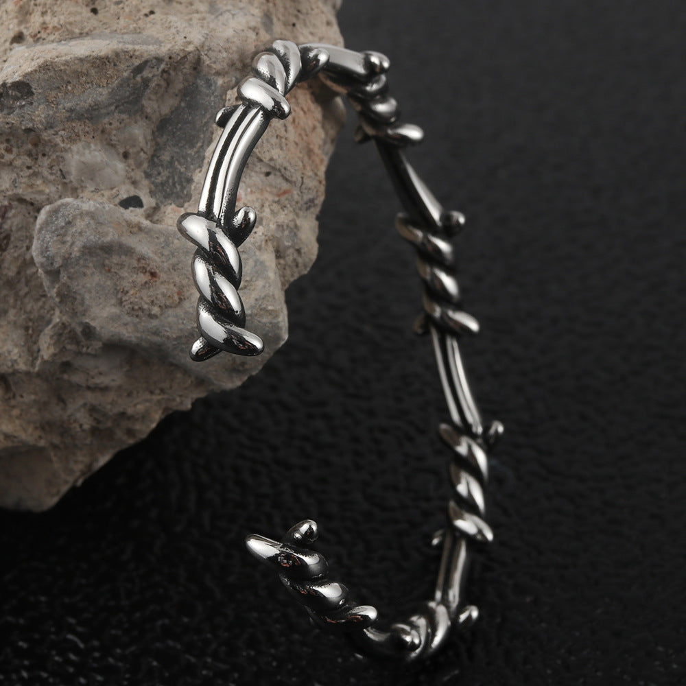 Titanium Steel Men's Winding Bracelet - Edgy Thorn Design for Contemporary Style