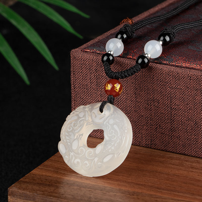 Agate Pixiu Pendant for Attracting Fortune and Peace - Unisex Retro Long Necklace Gift