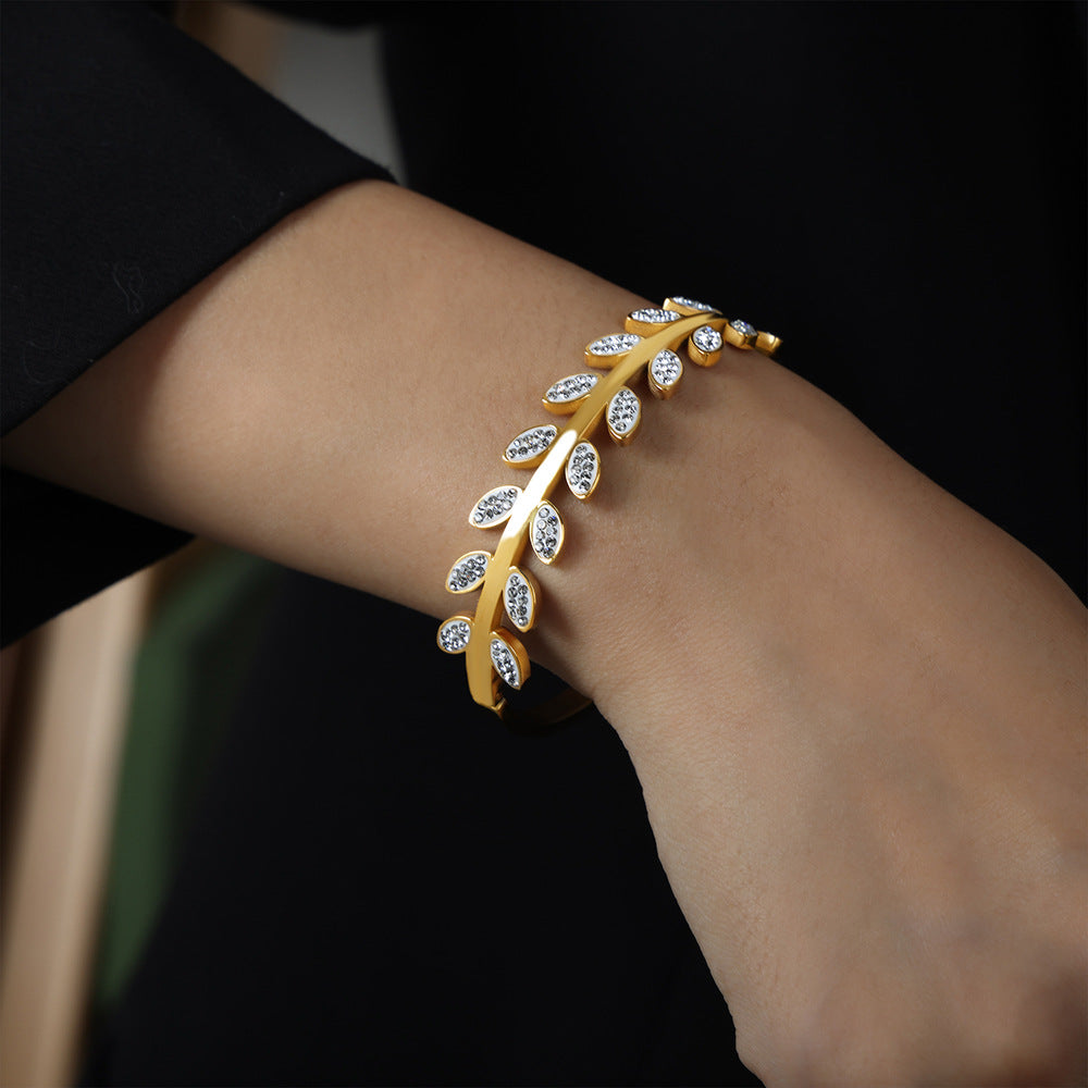 Leafy Zircon Gold-Plated Bracelet for Stylish Women