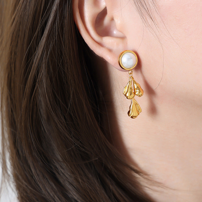 Autumn Haze Pearl Tassel Earrings for an Elegant Look