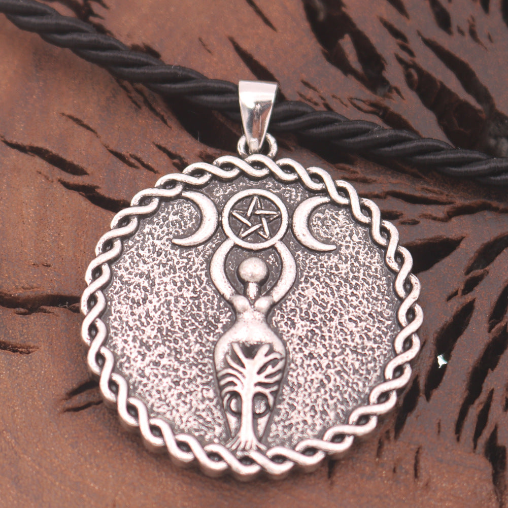 Moonlit Celtic Witchcraft Goddess Necklace with Double Moon Totem - Men's European and American Pendant