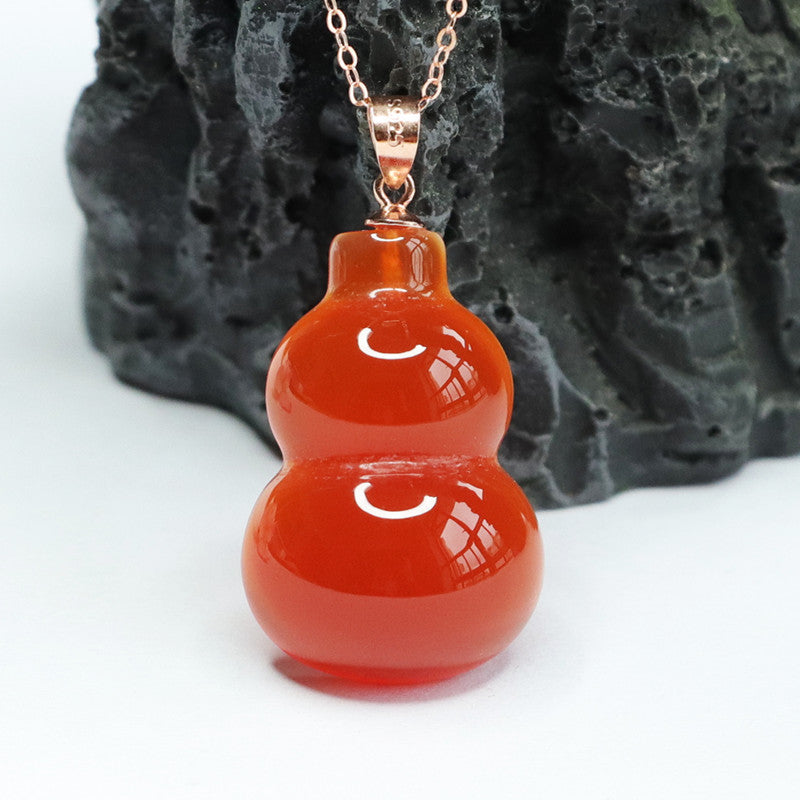 S925 Sterling Silver Red Agate Gourd Pendant Necklace crafted with premium S925 silver and a captivating red agate gourd pendant for a distinct touch of elegance.