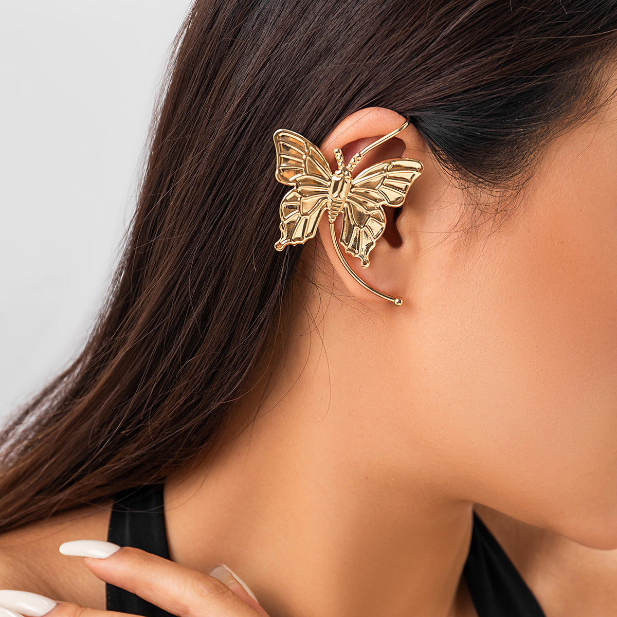 Winged Charm Clip Earring - Elegant Single Butterfly Ear Cuff For Non-Pierced Right Ear