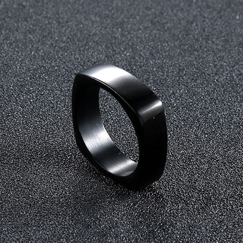 Sleek Titanium Steel Square Ring for Men – Modern European and American Fashion Jewelry