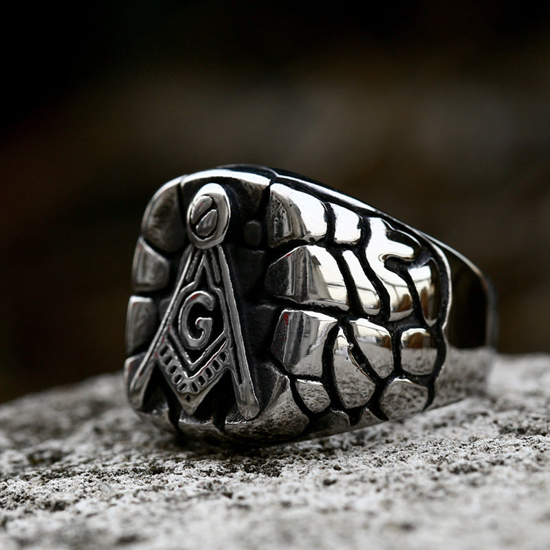 Heritage-Inspired Men's Titanium Steel Freemason Ring - Wholesale European and American Design