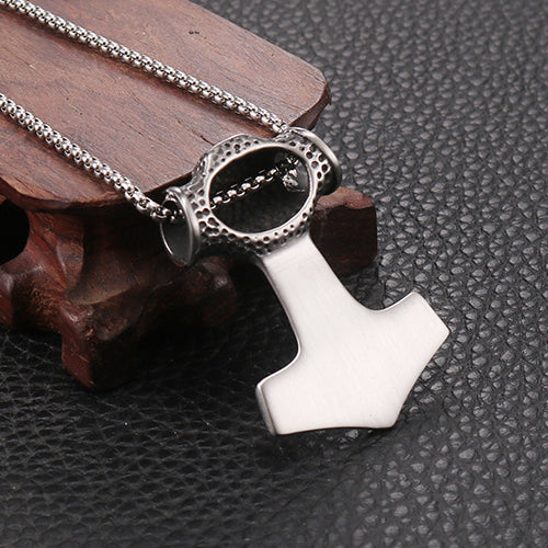 Personalized Retro Thor's Hammer Pendant in Titanium Steel for Men - European and American Fashion Jewelry