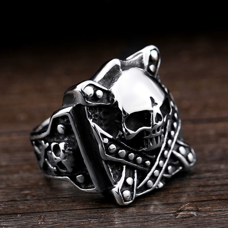 Men's Retro Skull Ring in Titanium Steel - Edgy Stainless Steel Jewelry for Unique Style