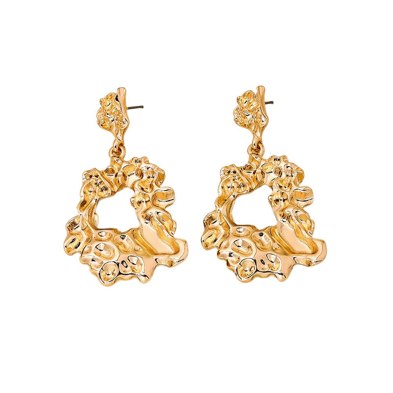 Exaggerated Retro Ring Earrings in Vienna Verve Collection