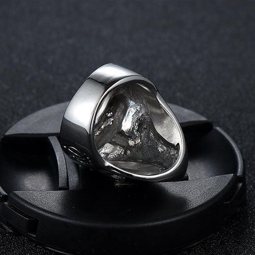 Titanium Steel V Face Clown Punk Ring - European and American Fashion Film-Inspired Jewelry for Men