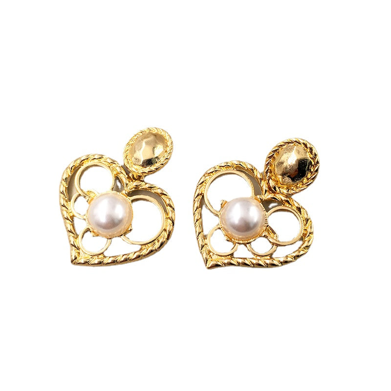 Heartfelt Romance Metal Heart Earrings - Planderful Vienna Verve Collection