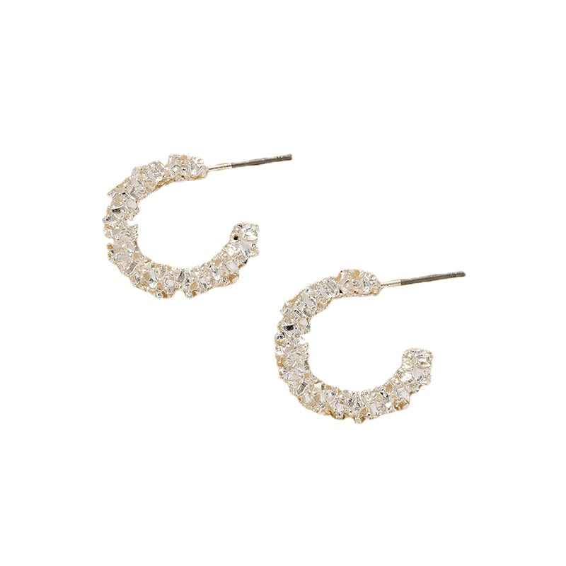 Chic Vienna Verve Metal C-Ear Earrings with Unique Design