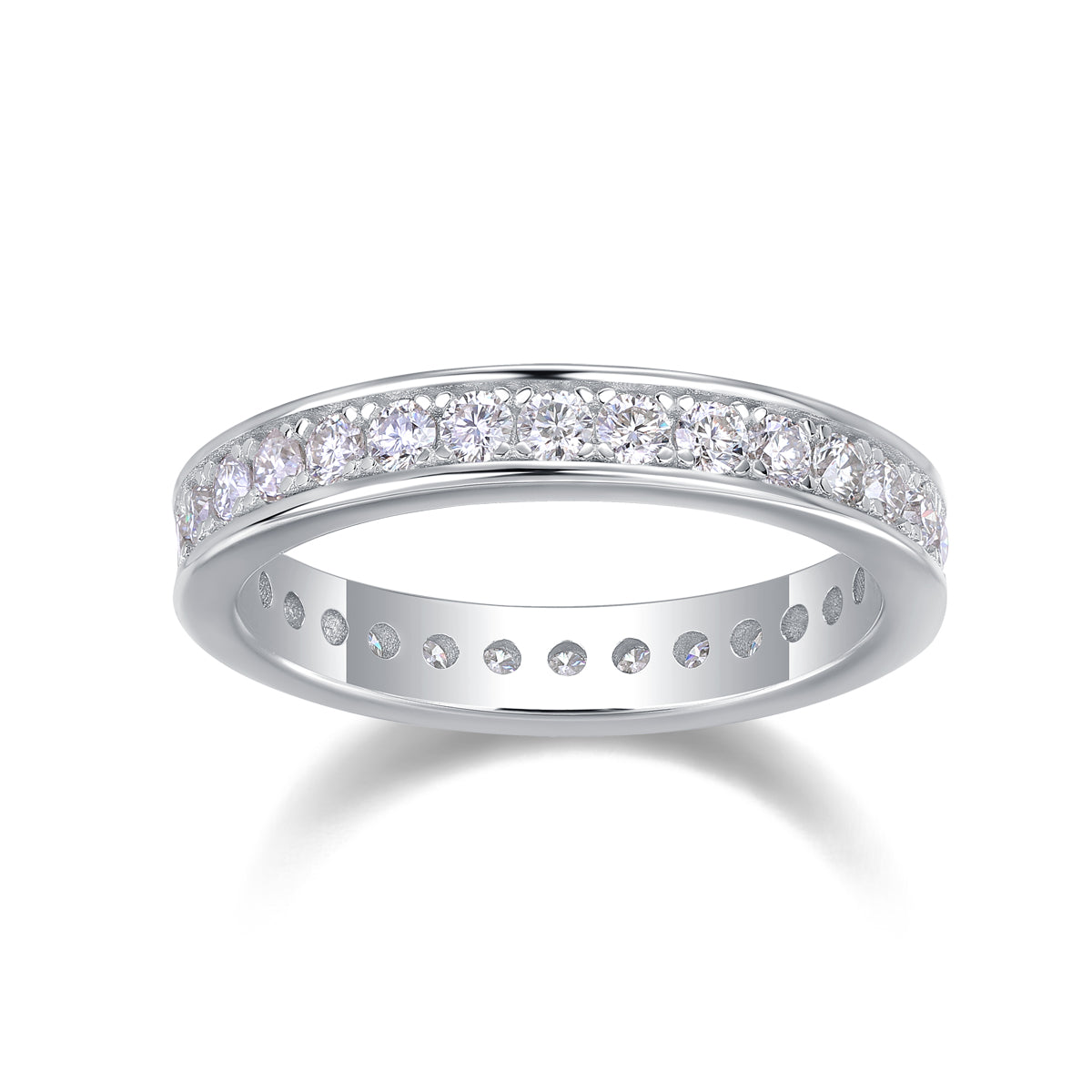 0.9 Carat Round Moissanite Eternity Ring in S925 Silver with Platinum Plating