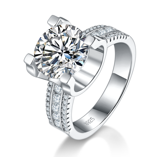 5.0 Carat Round Moissanite Ring with Oxhead Prongs in S925 Silver and Platinum Plating