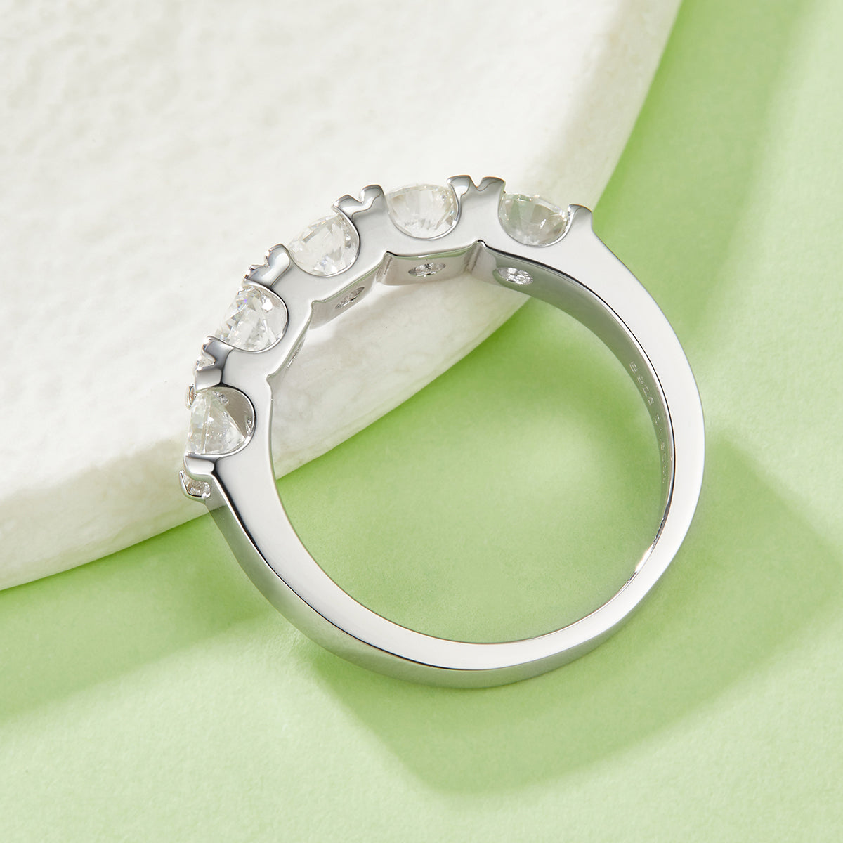 Five Delicate Round Moissanite Rings in S925 Silver-Plated Platinum