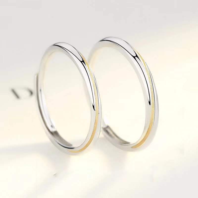 Mobius Silver Couple Ring for Women